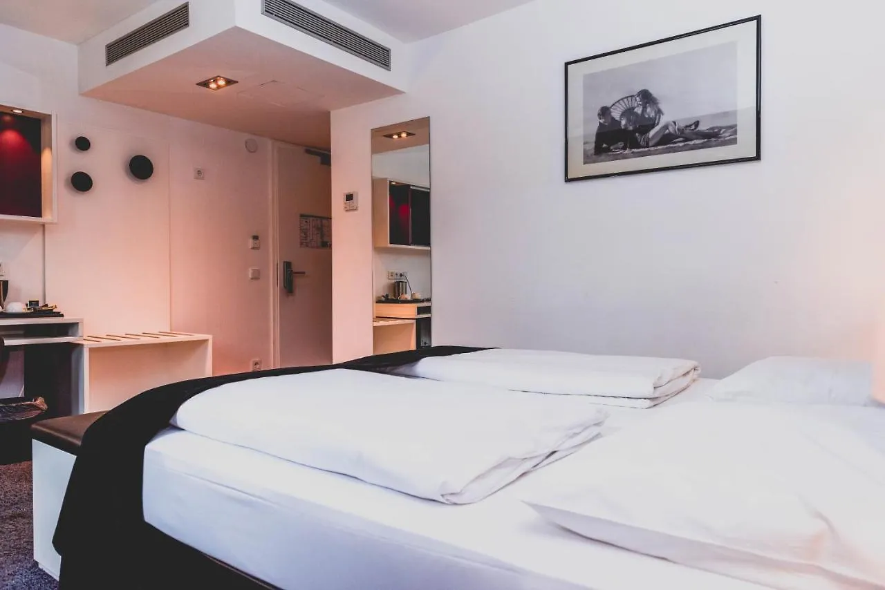 Bliss Hotel